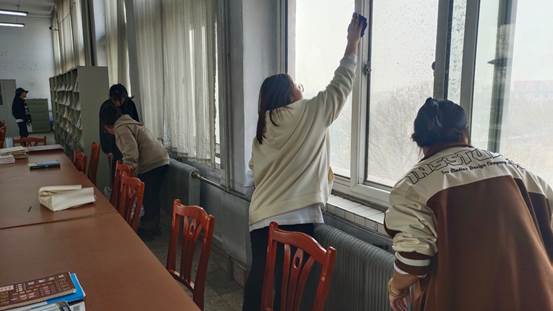 说明: D:\冯宝龙\二级网站\学雷锋\3月31图书馆\2022.1\微信图片_20230331090433.jpg